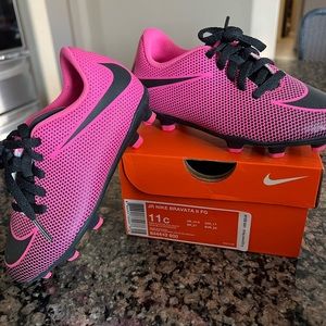 Nike soccer cleats -kids size 11